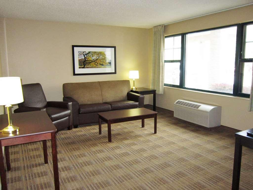 Extended Stay America Suites - Edison - Raritan Center Room photo